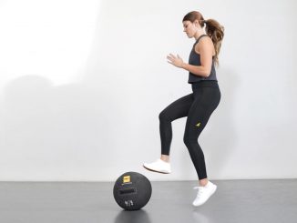 TRX Women’s Training Legging jumping