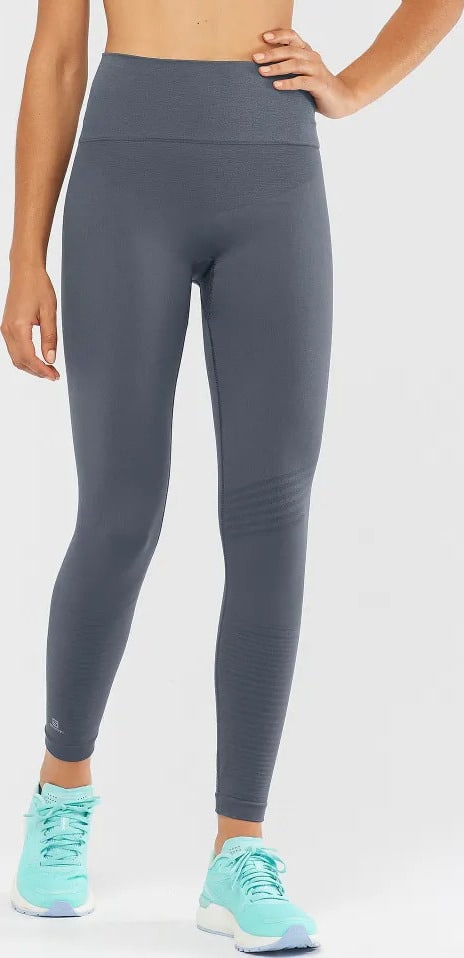 Salomon ESSENTIAL MOVE ON SEAMLESS Womens Leggings worn front