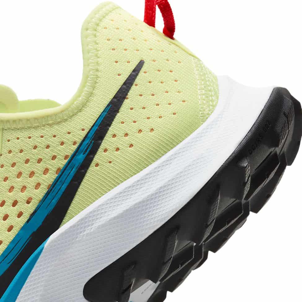 Womens Nike Air Zoom Terra Kiger 7 heel