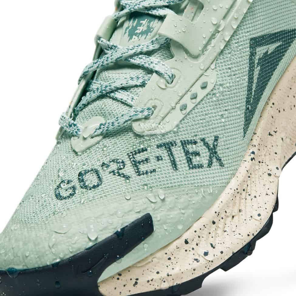 Womens Nike Pegasus Trail 3 GTX details