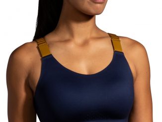 Road Runner Sports Womens Brooks Dare Scoopback Run Bra 2.0 worn front