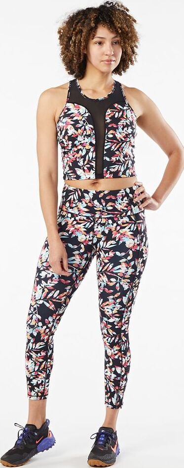 Womens KORSA Performer Ventilated Crop Bra front worn